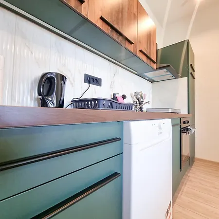Appartement 1 *