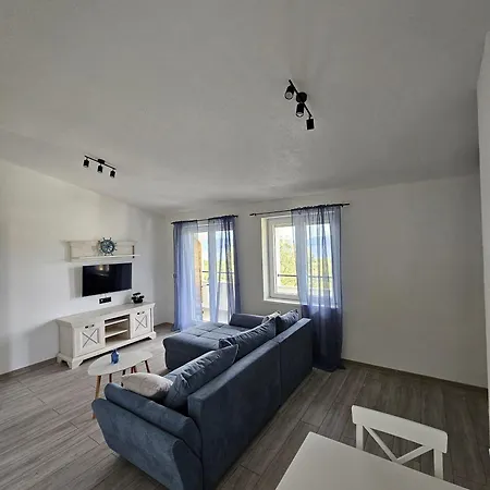 Apartment 1 Pinezici (Krk)