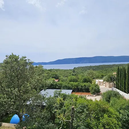 Apartment 1 Pinezici (Krk)