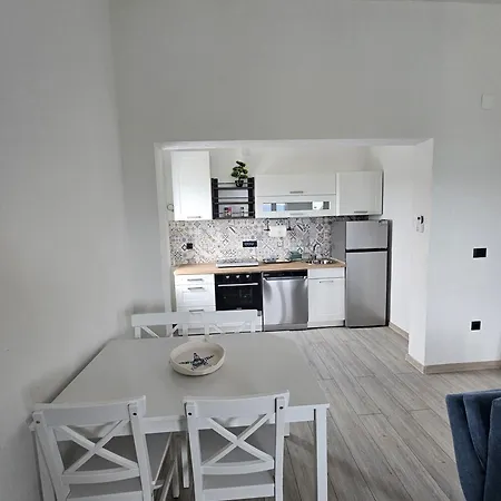 Apartment 1 *