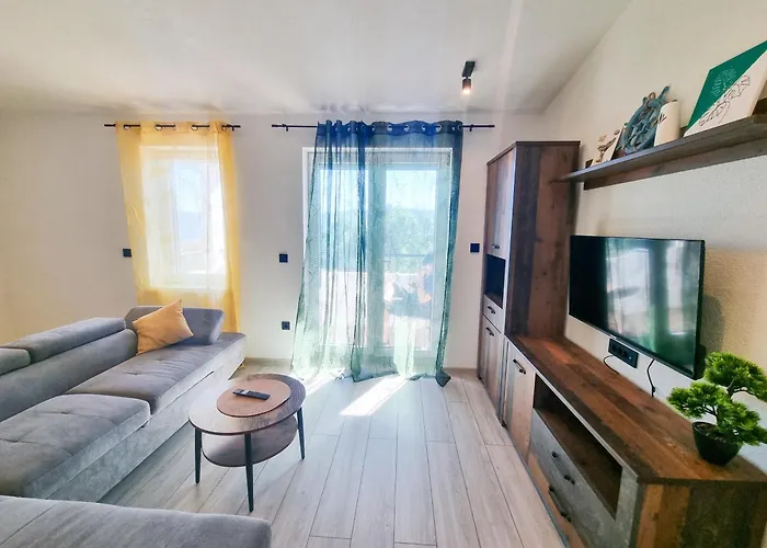 1 Apartamento Pinezići